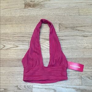 SHEIN Halter Crop Top